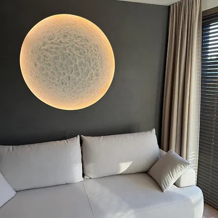 Moon Palanga